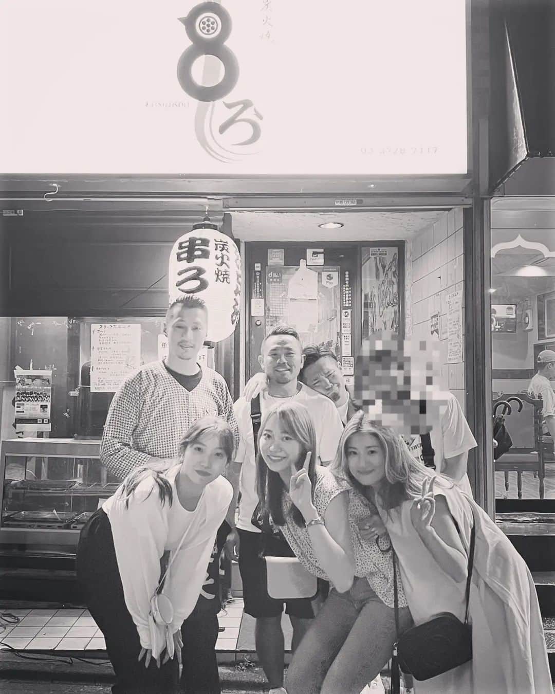 緑川創のインスタグラム：「先日のFRIEND MONSTE MTG✨ @friend_monster_2023 のスタッフや手伝ってくれてる友達と食事会😊  来れなかったり先に帰った人もいたけど、いつもみんなありがとう～！！  初めてやったけど楽しかった～  いつも応援して頂いたり来て頂いている方々本当にありがとうございます😣✨  これからもより良い場所を作れるように周りの力も借りながら頑張ります🔥  これからもよろしくお願い致します。  串ろう／洗足池 焼鳥や食事、最高でした😆 史朗社長、ありがとうごさいましたm(__)m」