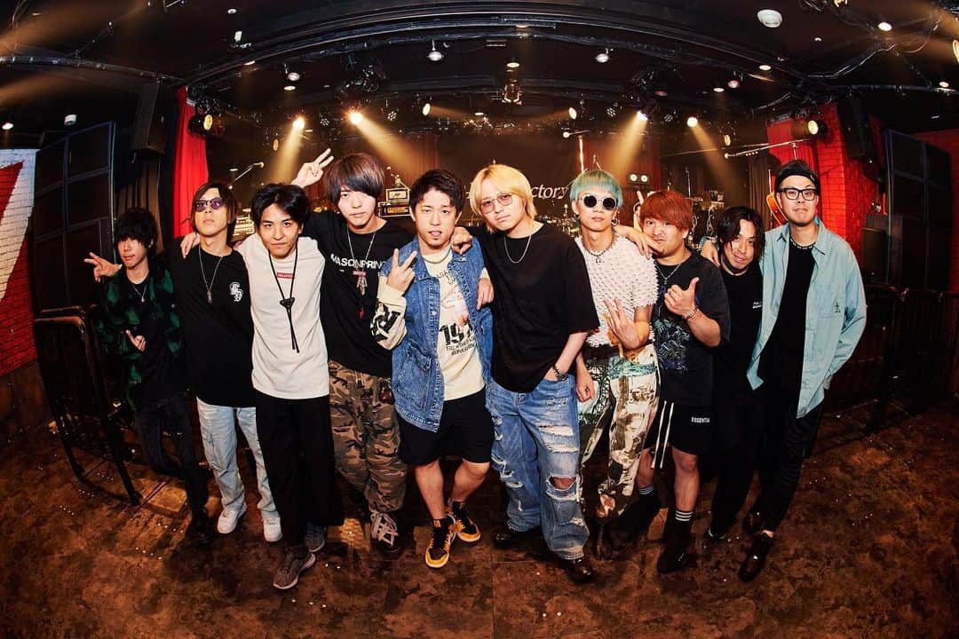 山田海斗のインスタグラム：「2023.07.11 at 下北沢Shangri-La  大好きな先輩との最後の対バン ありがとうございました🥷🏿」