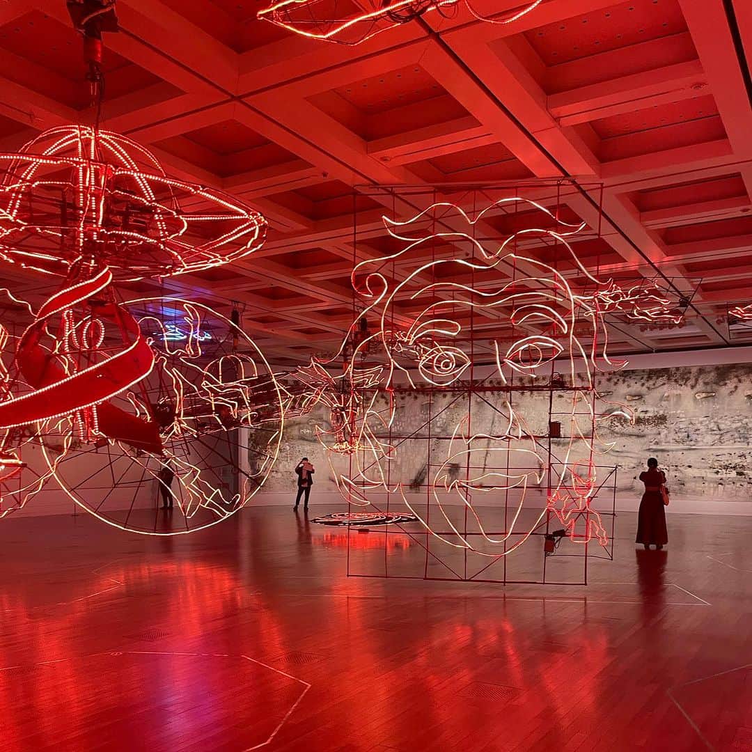 浅野忠信のインスタグラム：「蔡國強 CAI GUO QIANG 宇宙遊 ―〈原初火球〉から始まる展 本当に面白かった‼️ これは本当にオススメです‼️ 最高でした✨」