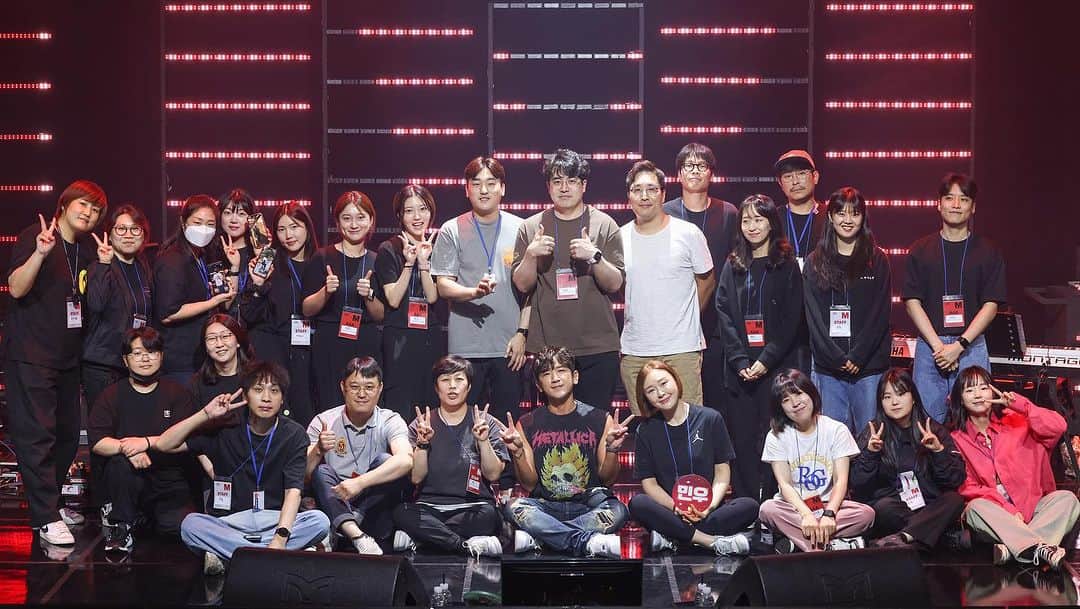 イ・ミヌのインスタグラム：「M 20th Anniversary Live ‘STORY’ 1회부터 8회까지 최고의 순간을 만들어준 최고들과 함께~🧡🙏  잊지 않을게요~ 곧 다시 만나요~🤗」