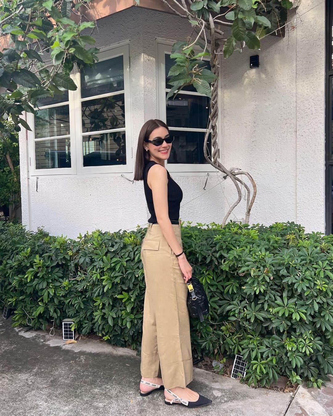 キンバリー・アン・ウォーテマス・ティアムシリのインスタグラム：「Random Ootd 🤎」