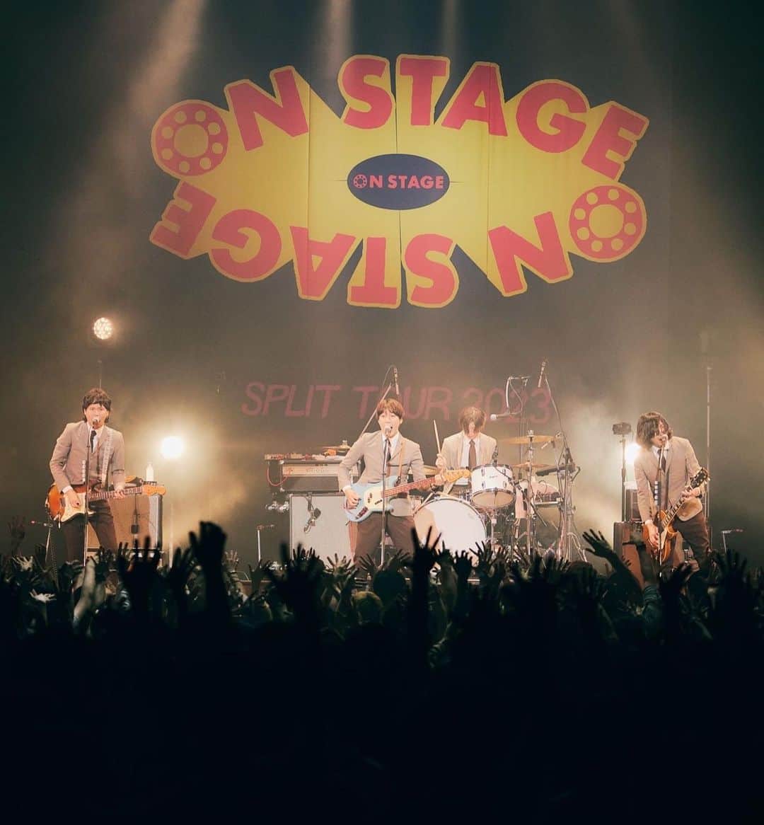 THE BAWDIESのインスタグラム：「THE BAWDIES × OKAMOTO’S SPLIT TOUR 2023「ON STAGE」2023.7.1 Zepp Diver City  Photo @tetsuyayamakawa   #thebawdies #okamotos #onstage」