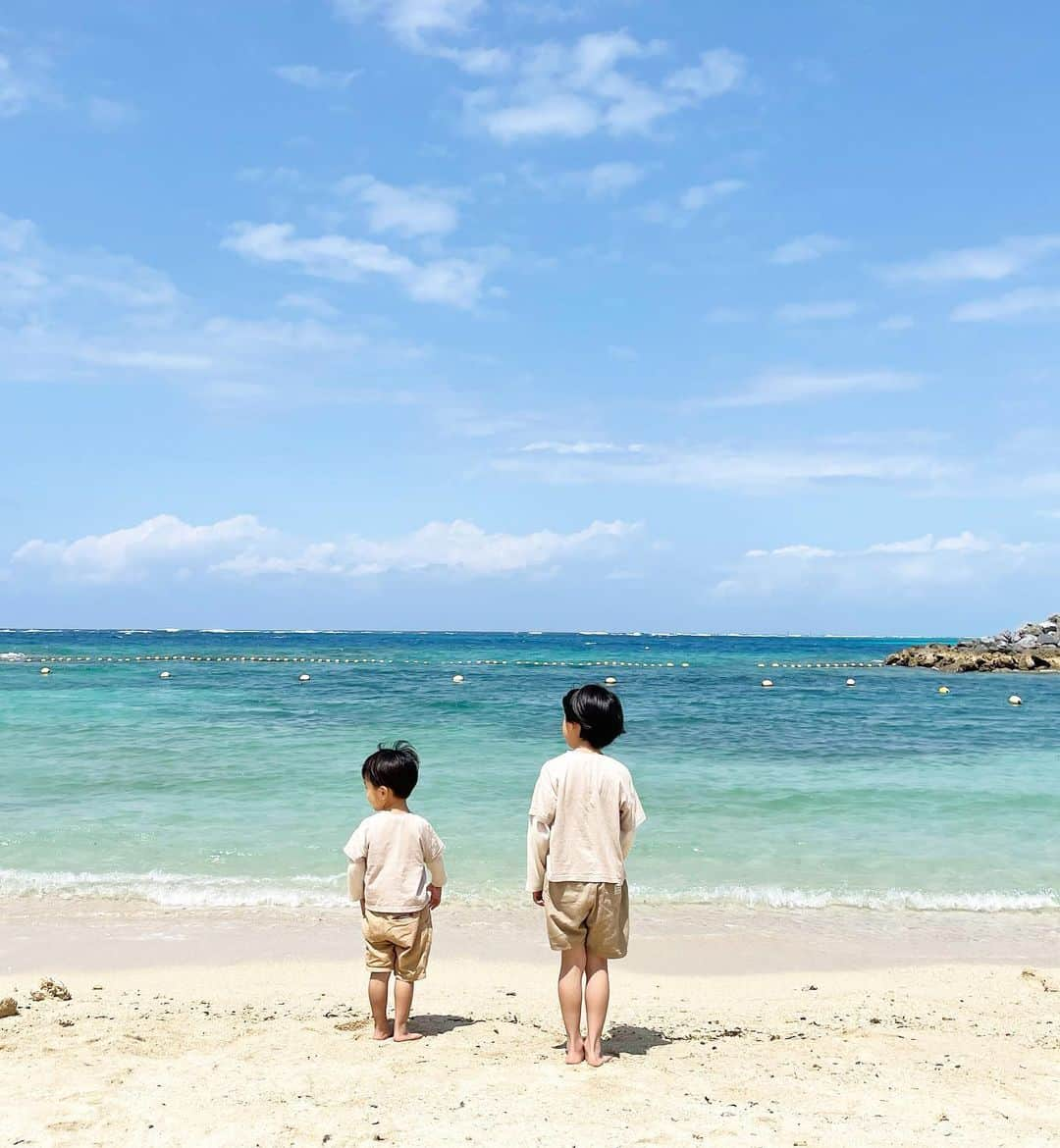 神戸蘭子さんのインスタグラム写真 - (神戸蘭子Instagram)「4月に沖縄に行きました🧳  久々の家族旅行☺︎  この頃は、4月からの新生活頑張ろうと期待でいっぱいでした☺︎  今は。 一年生になって、新たな子育ての悩みが尽きない…😓  #沖縄旅行  #瀬長島ウミカジテラス  #家族旅行　#男の子ママ　#子育て奮闘中」7月12日 16時57分 - ranran0414