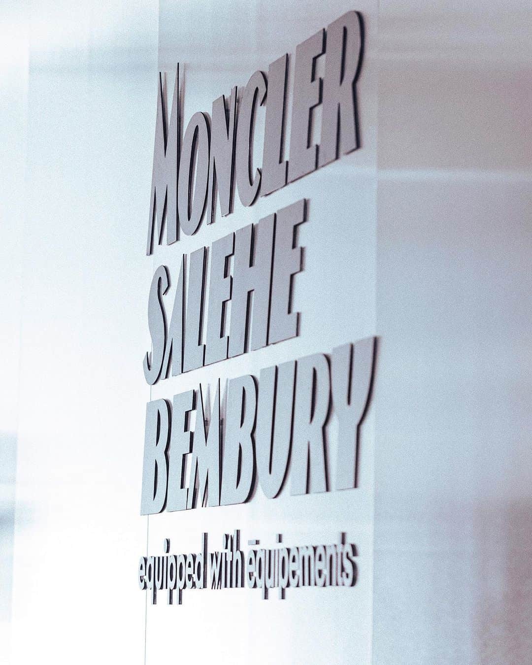 モンクレールさんのインスタグラム写真 - (モンクレールInstagram)「Members of the brand’s global community arrived at Studio Ascenti to sample, experience and gain a deeper understanding of Moncler footwear.   #MonclerStudioAscenti  #MonclerTrailgrip」7月12日 17時12分 - moncler