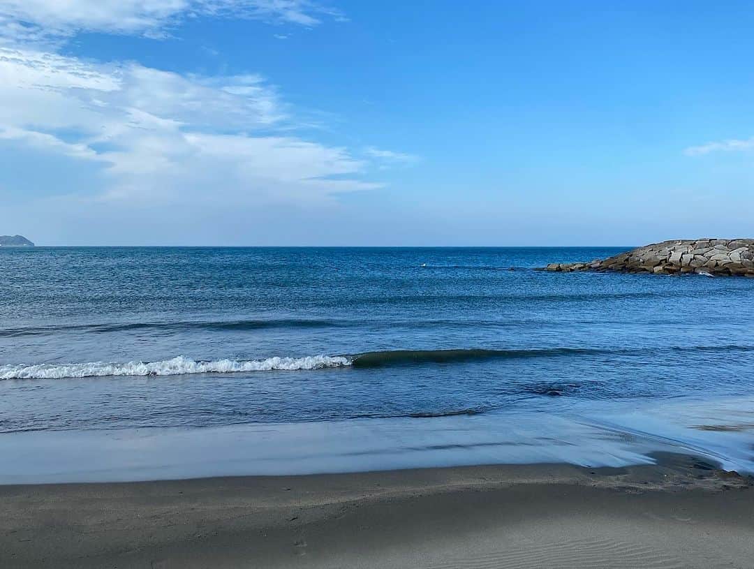 福原美穂さんのインスタグラム写真 - (福原美穂Instagram)「この青に癒されたよ  海水もやはり浄化効果大  いい湯てきな、いい海でした  #summer2023」7月12日 17時19分 - miho_fukuhara