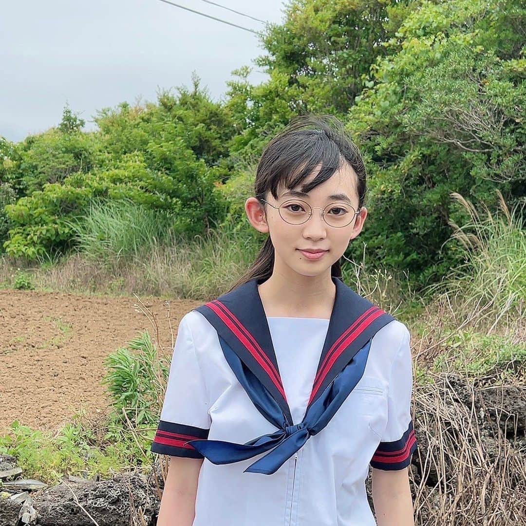 のインスタグラム：「今夜10時からばらかもん第1話始まります。ぜひご覧ください。 #近藤華 #トップコート #topcoat #ばらかもん #フジテレビ」