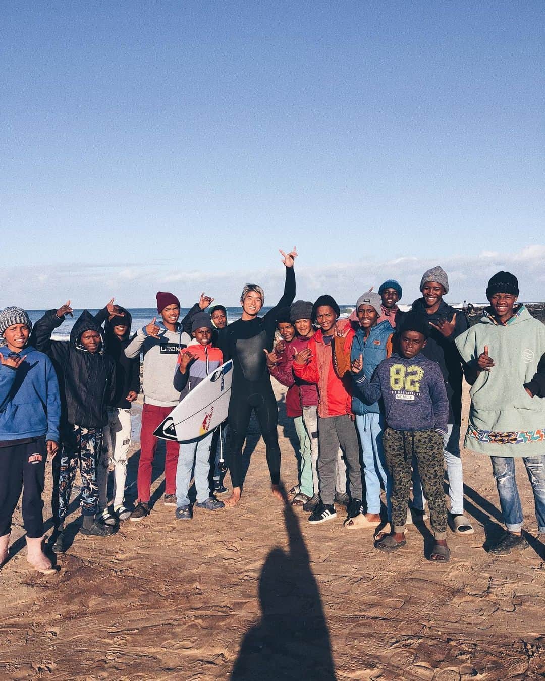 五十嵐カノアのインスタグラム：「greetings from south africa. contest starts tomorrow 🥷」