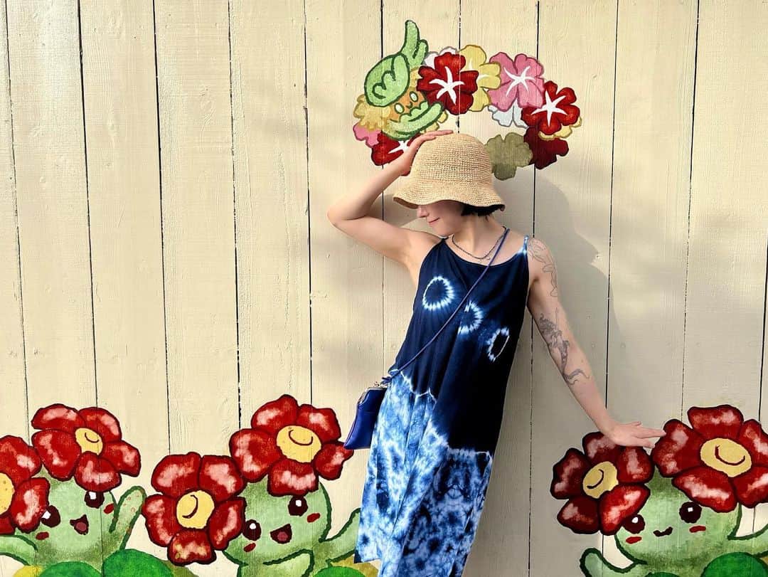 Rilyさんのインスタグラム写真 - (RilyInstagram)「アメリカンヴィレッジのポケモン達可愛いかった⚡️🌺⚡️ ． ． ． #沖縄#沖縄旅行#🌺#⚡️ #アメリカンヴィレッジ  #ポケモン#ピカチュウ  #ピカチュウ大量発生チュウ」7月12日 19時26分 - rily_burlesque