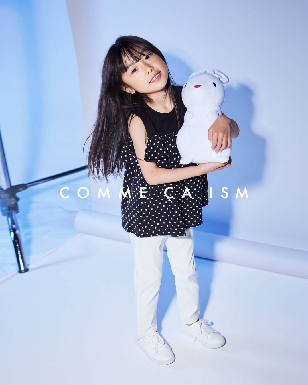 COMME CA ISMさんのインスタグラム写真 - (COMME CA ISMInstagram)「#コムサイズム #コムサイズムキッズ #commecaism #キッズコーデ #キッズコーデ女の子 #キッズコーディネート #キッズプルオーバー #水玉コーデ #旅行コーデ #キッズ夏コーデ   @commecaism_official」7月12日 19時36分 - commecaism_official