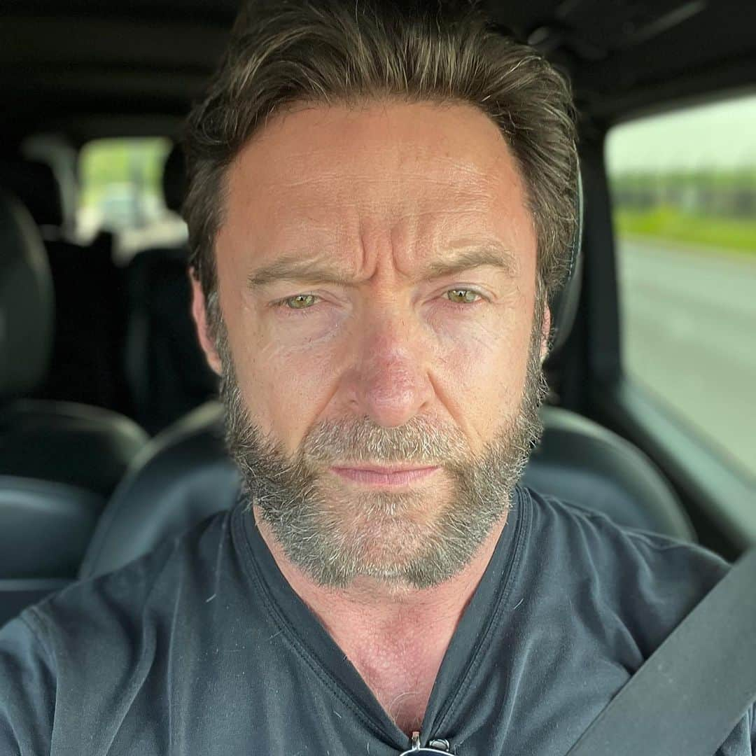 ヒュー・ジャックマンのインスタグラム：「… when you’ve had a haircut and are desperate to shower.」