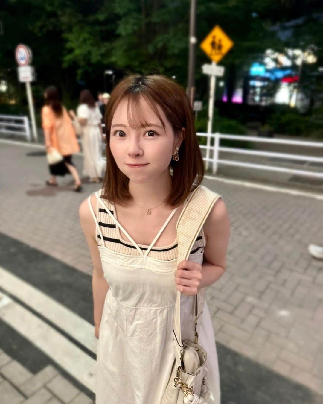 森香穂のインスタグラム：「♡  夏ですね！！！  . . .  #自撮り女子 #ゼロイチファミリア #ゼロイチ #japanesegirl #女孩 #소녀 #森香穂 #长发 #可爱 #japan #自撮り界隈 #グラビア #彼女感 #photo #女子 #followme #かほたるはじめました」