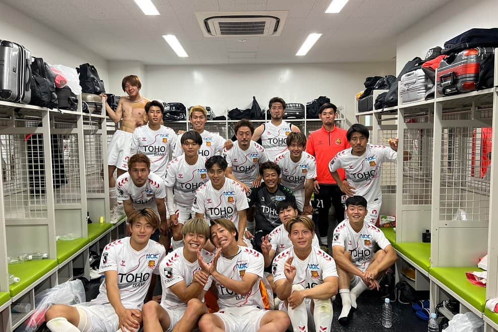 大武峻さんのインスタグラム写真 - (大武峻Instagram)「vs ヴァンラーレ八戸 3-0 WIN . . #明治安田生命j3リーグ #福島ユナイテッド #ヴァンラーレ八戸 #44 #大武峻」7月12日 20時16分 - obu_shun