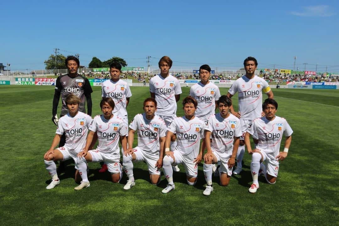 のインスタグラム：「vs ヴァンラーレ八戸 3-0 WIN . . #明治安田生命j3リーグ #福島ユナイテッド #ヴァンラーレ八戸 #44 #大武峻」