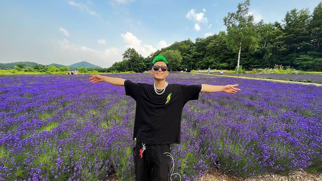 JustIn (ジャスティン)さんのインスタグラム写真 - (JustIn (ジャスティン)Instagram)「北海道 ぽろみとうげ 幌見峠  #日本一周 #キャンピングカー #緑の人 #ジャスティン」7月12日 20時37分 - just_in1102