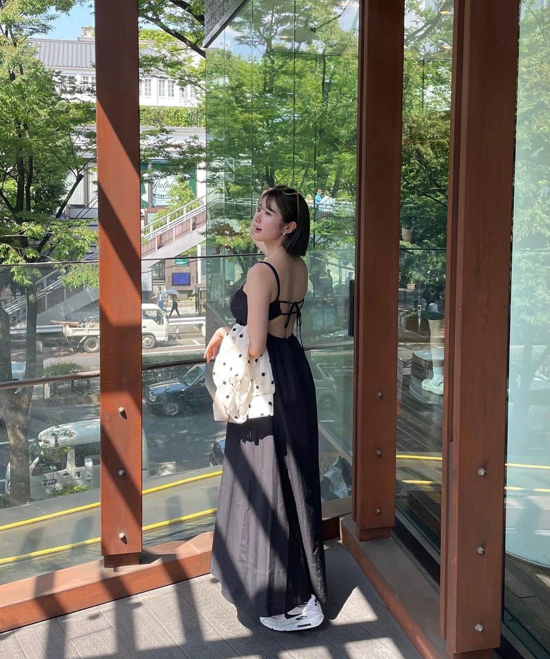 よしかわはるなのインスタグラム：「. . 一人暮らし始まると本当時間なくて簡単なご飯で済ませちゃいがち😥 . そんな時にこの健康食おすすめ🙌🏻💖 . あの化粧品で有名なPOLAが作ってるから、美と健康に特化してるの❕❕ . レンジであっためるだけなのに本当美味しいし、こんなに色んな食材入って、栄養もたくさん取れちゃうの嬉しすぎる🤤🌱 . 仕事帰りでも美味しいご飯がすぐ食べれちゃって、美と健康に良いなんて最高じゃん〜❕❕ . 気になる人はストーリーのURLからチェックしてみて〜🌈 . #pola #健康食 #丁寧な暮らし #一人暮らし」