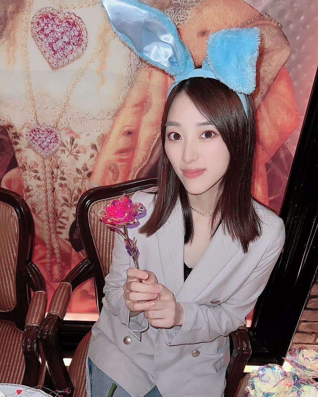 本田さとみのインスタグラム：「🐰🩵」