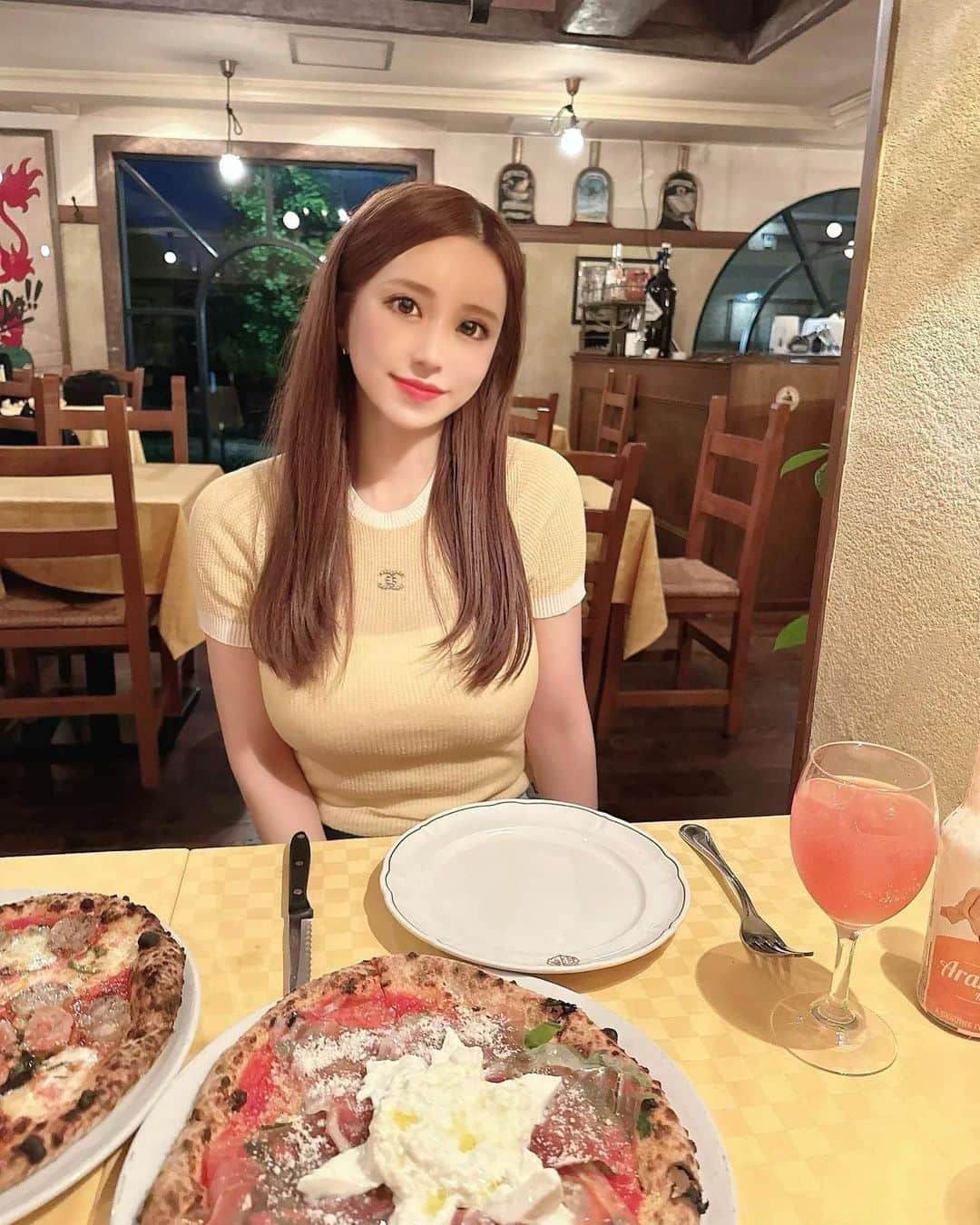 伴かなみのインスタグラム：「🍕🍕🍕 ⁡」