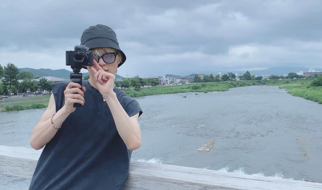 滝澤諒さんのインスタグラム写真 - (滝澤諒Instagram)「雨で反射する清水寺も素敵  待ってるよ、京都で。  #京都 #vlog #嵐山駅間違えた #みんなは気をつけてね #滝澤諒」7月12日 21時39分 - ryo_takizawa