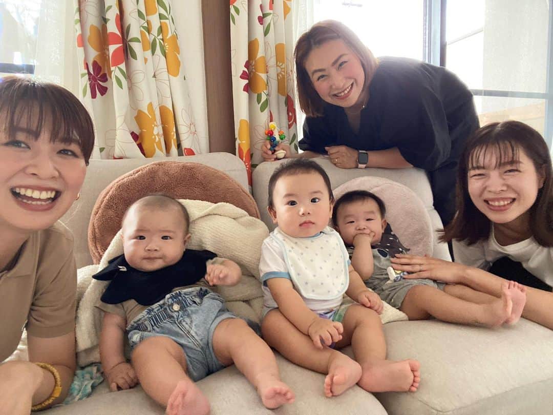 木村沙織のインスタグラム：「. やっと会えたー☺️🙌🏼 ママ達は小学校からの仲で息子達もまさかの同級生🧸🧸🧸 . . ( 最後は眠くて眠くて泣いちゃったね😂🙏🏼 )」