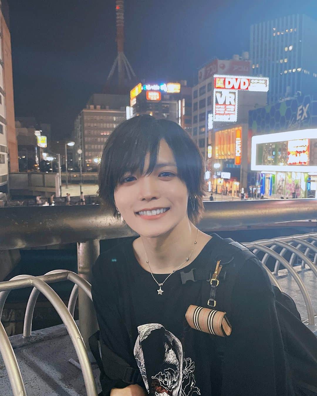 島貫勇士のインスタグラム：「暑いけど散歩しよ！いいお店みつかるかもよ🌟 ・ ・ ・ #ポートレート  #メンズアイドル #アイドル #かわいい #かっこいい #自撮り界隈 #両目界隈 #雰囲気男子 #雰囲気好き #メン地下  #メンズメイク #メンズヘア #あざと男子 #彼氏感 #彼女目線  #l4l #instagood #Instagram #selca #selfie #instalike #follow #followme #japaneseboy #japanboy」