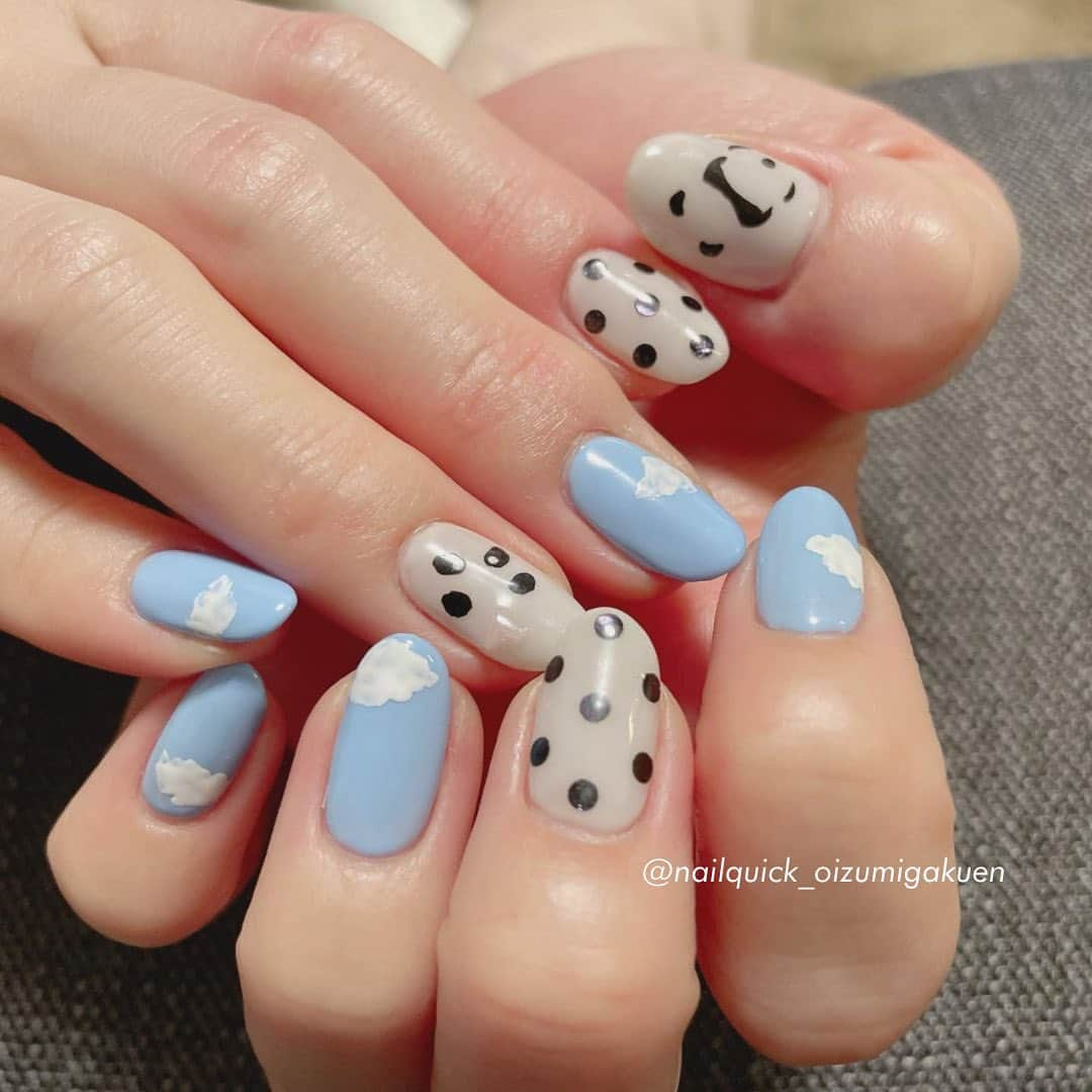 ネイルサロンならネイルクイックさんのインスタグラム写真 - (ネイルサロンならネイルクイックInstagram)「@nailquick⁣ スタッフの夏ネイル 8選´˗⁣ ⁣ ⁣ 〰️🏷②まいめ⁣ @nailquick_atre_matsudo ⁣ ネイルクイックアトレ松戸店⁣ ⁣ ⁣ 〰️🏷③まいめ⁣ @nailquick_azabujuban⁣ ネイルクイック麻布十番店 premium⁣ ⁣ ⁣ 〰️🏷④⑤まいめ⁣ @nailquick_yokohamajoinus ⁣ ネイルクイック横浜ジョイナス店⁣ ⁣ ⁣ 〰️🏷⑥まいめ⁣ @nailquick_oizumigakuen ⁣ ネイルクイックグランエミオ大泉学園店⁣ ⁣ ⁣ 〰️🏷⑦まいめ⁣ @nailquick_lusca_chigasaki⁣ ネイルクイックラスカ茅ヶ崎店⁣ ⁣ ⁣ 〰️🏷⑧まいめ⁣ つづみ先生 @tsuzumi.gem⁣ vividカラーで🩷🩵⁣ よしこ先生 @nanaironails⁣ アートデザインをリクエスト⁣ ⁣ by @nailquick_ginza ⁣ ネイルクイック銀座店premium⁣ ⁣ ⁣ 〰️🏷⑨まいめ⁣ まいこ先生 @tytto_m ⁣ ミュージアムカラーで🩵🩷 ちはる先生 @nail.salon.to_be ⁣ アートデザインをリクエスト⁣ ⁣ by @spanail_atre_takeshiba ⁣ スパネイルアトレ竹芝店⁣ ⁣ ⁣ ⁣ ⁣ ⋱⋰ ⋱⋰ ⋱⋰ ⋱⋰ ⋱⋰ ⋱⋰ ⋱⋰⁣ ⁣ デザインに使われているカラー、ストーン、パーツ等に関しましては、店舗によって在庫状況が異なります。⁣ 在庫切れの場合は、似ているカラー、ストーン、パーツをご案内させていただくことがございますので、あらかじめご了承ください。⁣ ⁣ ⁣ パーツの持ち込みOK です🙆🏼‍♀️⁣ ━━━━━━━━━━━━━━━━━━⁣ 📲@nailquick ネット予約のメニュー⁣ ⁣ 【ハンド】ジェルコース＋フレンチなどお好みのアート両手4本以上（税込8800円＋アート代別）（目安:1時間45分） ⁣ ━━━━━━━━━━━━━━━━━━⁣ ⁣ ⁣ ⋱⋰ ⋱⋰ ⋱⋰ ⋱⋰ ⋱⋰ ⋱⋰ ⋱⋰⁣ ⁣ ⁣ 🟫#ネイルサロン は @nailquick⁣ 🟪#ジェルネイル は @nailparfaitgel⁣ ⬜️#ハンドケア には @spanail_product⁣ ⁣ ⁣ ⁣ 🤚🏼✋🏼 #ネイルクイック⁣ ⁣ お爪の健康を考えたネイル専門店⁣ ケア、マニキュア、ジェルネイル、お客さまのご要望やお爪の状態を伺い、一人ひとりにあうメニューをご提供します。⁣ ⁣ ⋱⋰ ⋱⋰ ⋱⋰ ⋱⋰ ⋱⋰ ⋱⋰ ⋱⋰⁣ ⁣ ⁣ #サマーネイル2023 #夏ネイル2023 #ニュアンスネイルデザイン #ニュアンスネイル #うるうるネイル #ミラーネイル #マグネットネイル #マーメイドネイル #ちぐはぐネイル #ビビッドカラー #奥行きネイル #韓国ネイル #ドットネイル #もやもやネイル #フレンチネイル #うるつやネイル #ネイルパフェジェル #nailquick #ネイルクイック」7月12日 22時12分 - nailquick