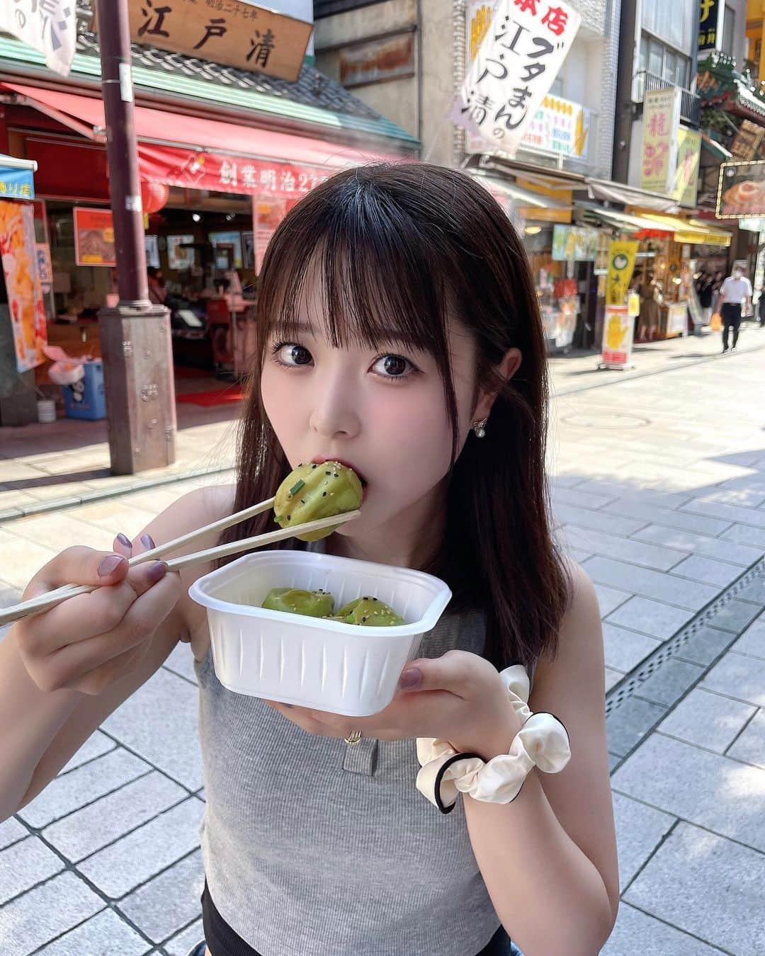 久保田沙矢香さんのインスタグラム写真 - (久保田沙矢香Instagram)「小籠包一緒に食べよ！♡  #横浜 #横浜中華街 #中華街グルメ #横浜グルメ #小籠包 #海鮮小籠包 #中華料理 #中華街食べ歩き #yokohama」7月12日 22時28分 - kubotasayaka_0113