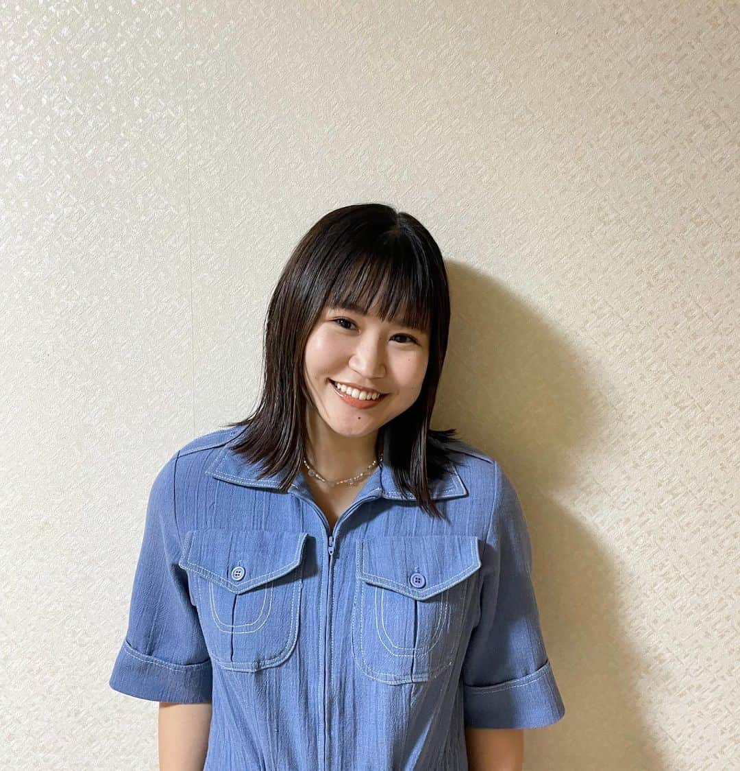 大関れいかのインスタグラム：「. またもやお母さんも連れてロマリア💇🏻‍♀️ 親子で縮毛とトリートメントしてもらって まじサラッサラ！！最高！！ ほんとロマリアの縮毛レベチで 毎回感動するの💕 お母さんはいつも @rena_lomalia さんに やってもらってるよ感謝感謝🫧 私は安定の @lomalia_izuwaki さん。天才。 いつもありがとうございます🫰🏻 #lomalia」