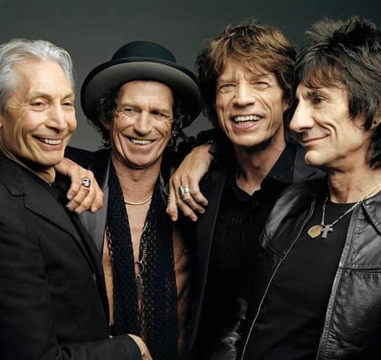 The Rolling Stonesさんのインスタグラム写真 - (The Rolling StonesInstagram)「Happy anniversary to the Rolling Stones!! 🎉🎉 61 years of rockin’ together and here’s to many more! 🎸」7月12日 22時44分 - therollingstones