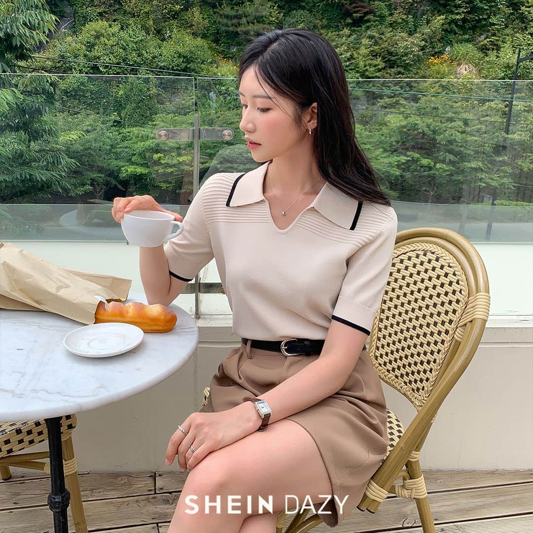 SHEINのインスタグラム：「Bring retro-inspired vibes to a new age with fresh takes on classic looks from DAZY ✨🤍  🔎17925756  #DAZY」