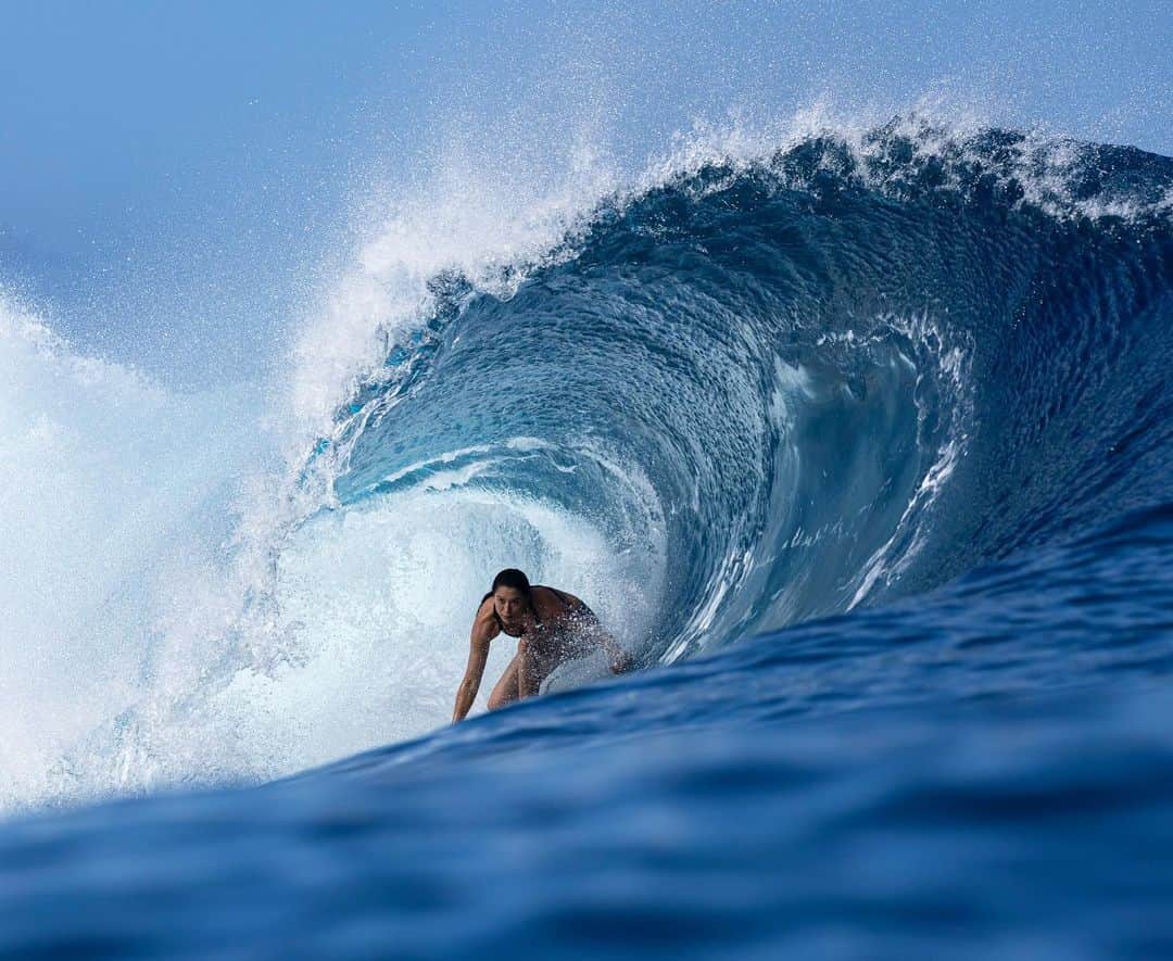 マリア・マニュエルのインスタグラム：「south pacific energy 🌊🩵 @benthouard」