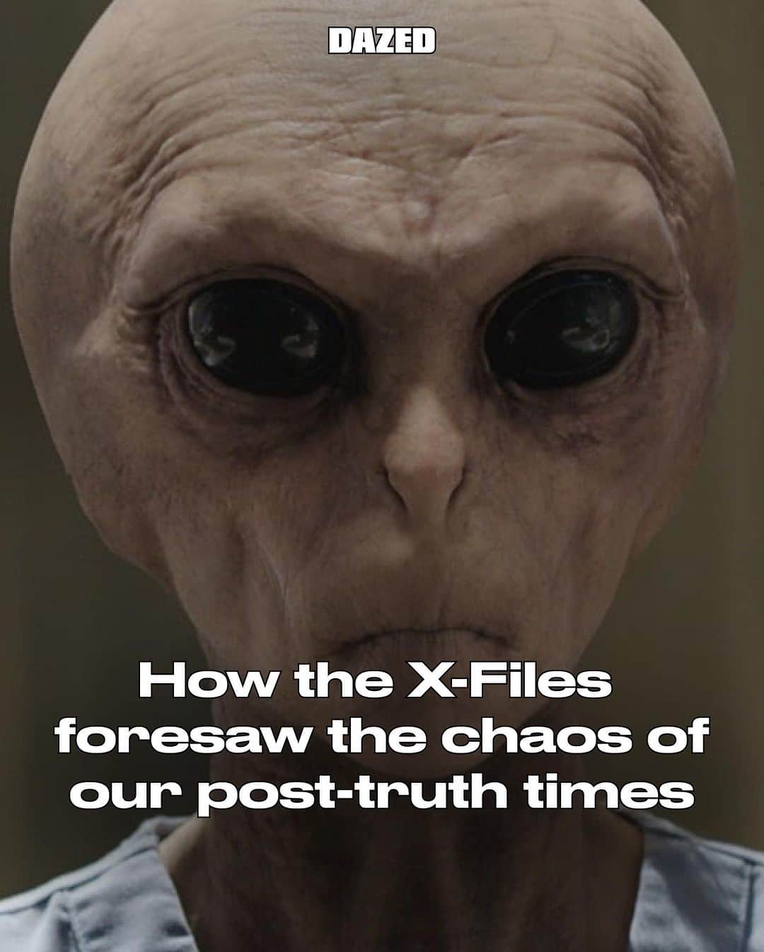 Dazed Magazineのインスタグラム：「30 years on, The X-Files is arguably more resonant than ever – and in many ways predicted the times we live in now.⁠ ⁠ With the original seasons taking inspiration from the collective fears of the era – the oil wars were unfolding, while domestic terrorism such as the Unabomber and the Columbine High School massacre raised alarm bells about very real threats on US shores – we, too, are entering a new, uncharted era characterised by increasing unreality, surveillance and paranoia 🛸⁠ ⁠ On the TV show’s 30th anniversary, we reflect on the enduring legacy of the cult series – and why its themes of government conspiracies and the supernatural are more relevant than ever.⁠ ⁠ Tap the link in bio to read more 🔗⁠ ⁠ ✍️ @gunseli_____⁠ 📸 still from The X-Files⁠ ⁠ #XFiles」