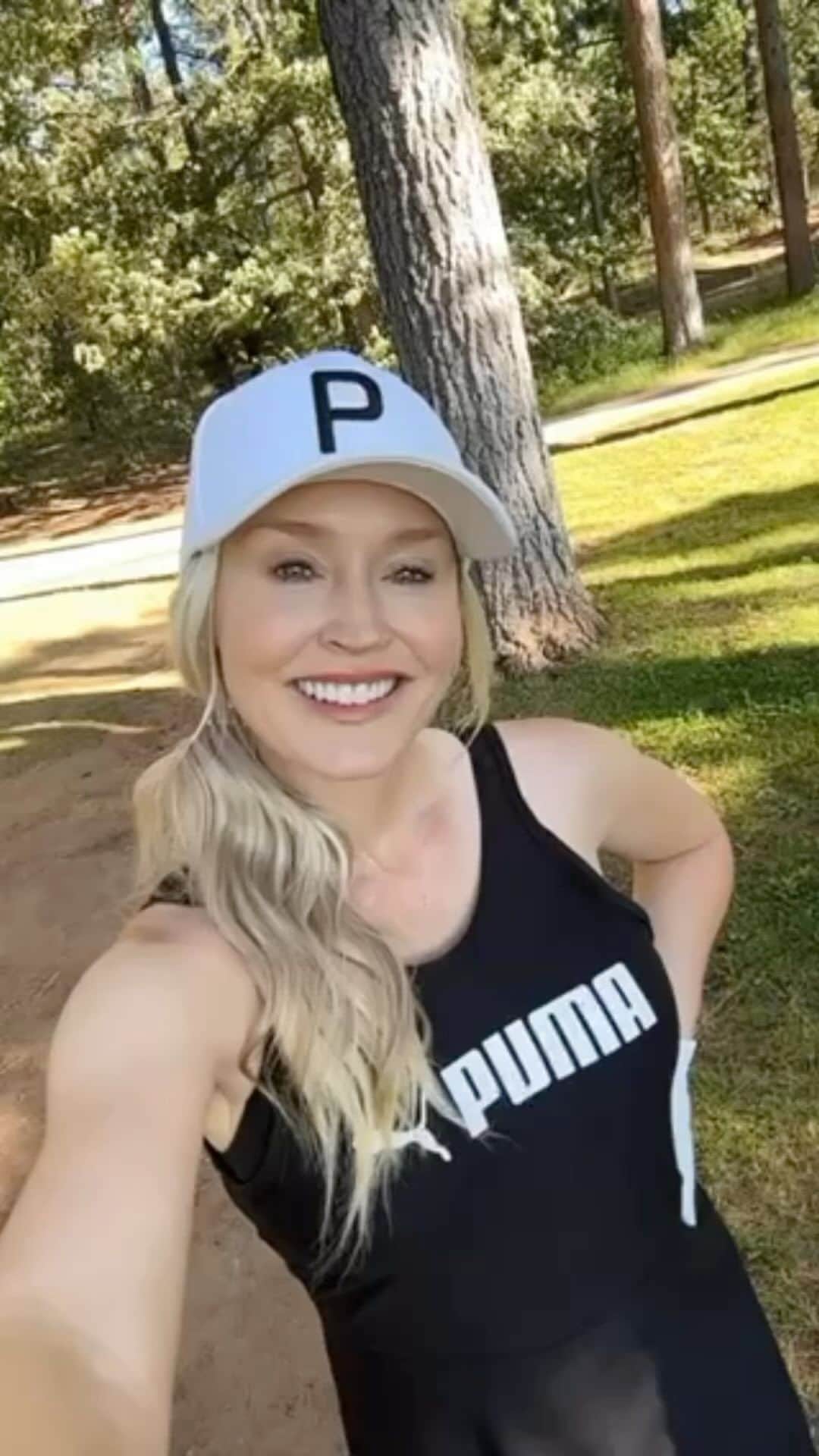 ブレア・オニールのインスタグラム：「Golf Channel personality and Cobra Puma golf Ambassador Blair O’Neal invites you to the Showcase on July 29th at The Coeur d’Alene Resort Golf Course. Watch her and 30+ sports legends and celebrities as they duke it out on the course while raising money for Community Cancer Fund. $20 spectator tickets on sale now: https://www.showcasegolf.com/general-admission-tickets LINK IN BIO.  #theshowcase #communitycancerfund #showcase23 #cda #cdaidaho #coeurdalene #idahome #cdaresort #cdaresortgolf」
