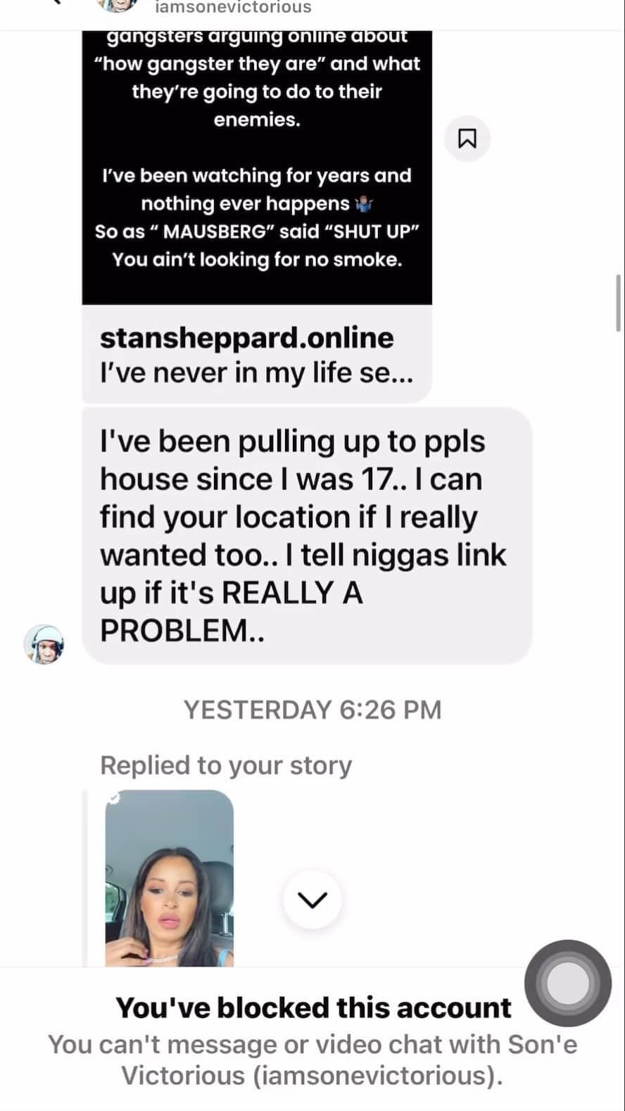 クラウディア・ジョーダンのインスタグラム：「Since I hear this a lot “you must have a ton of men trying to get at you in your DMs” I thought I’d share some of the ways these new dudes are coming at us grown WOMEN these days. My question is- who does this kind of talk work for? And before you blame me for attracting this- notice he’s mostly talking to himself with zero encouragement from me. His language made me very uncomfortable but sadly this isn’t that rare these days. What happened to class and shame? I love a classy man with patience but goes after what and who he wants and is intentional without sounding so rape-y! I mean I love assertiveness and a man that knows what he wants and goes after it is very attractive but damnit where is the happy medium? Cause dis tew much!  Ladies- let’s swap stories! How have the fellas been coming at y’all?  Let’s count the RED FLAGS from drug addiction to sex addiction to violence to stalking! Annnnd go!」