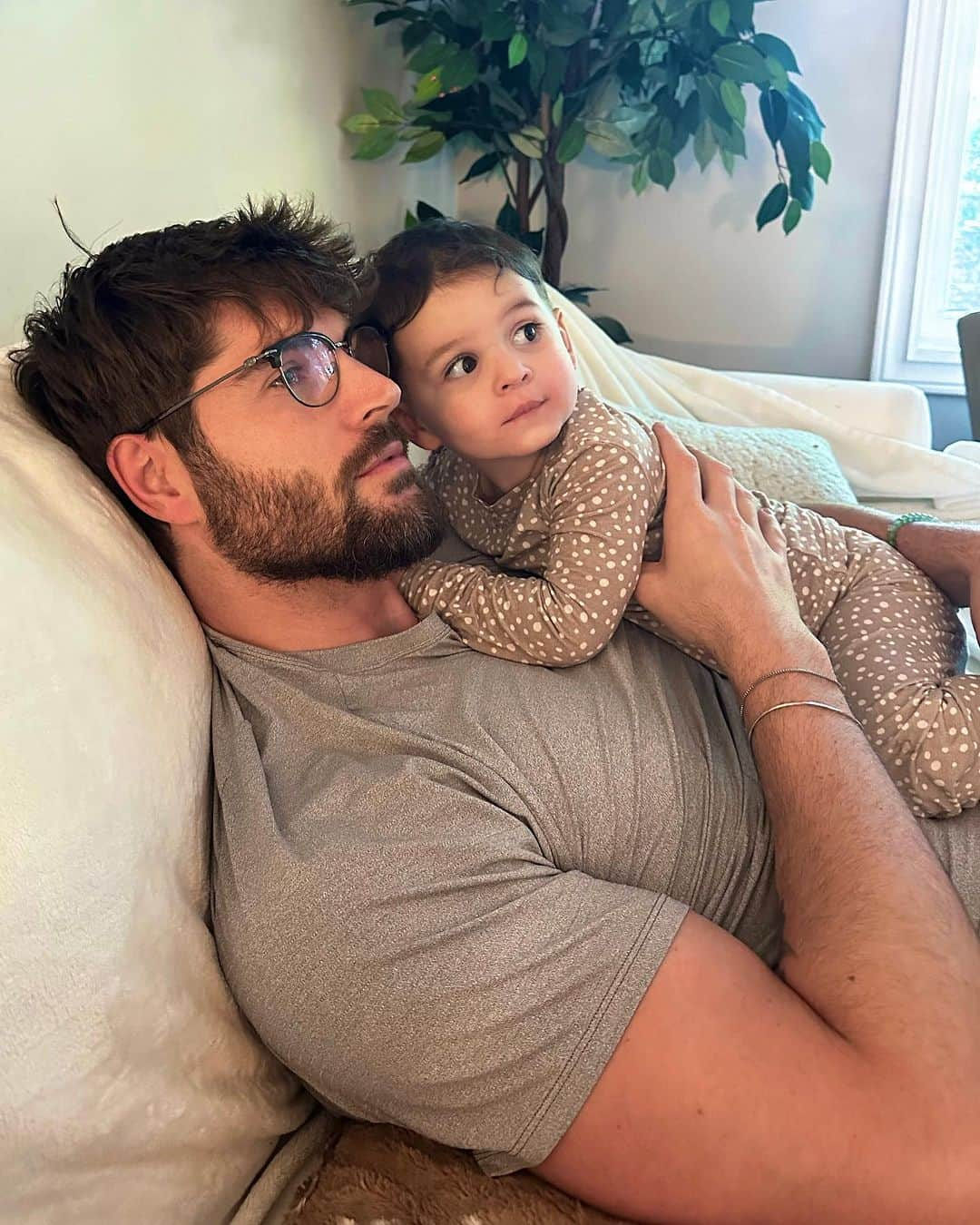 ニック・ベイトマンさんのインスタグラム写真 - (ニック・ベイトマンInstagram)「Back home with the Boys  📸 by Chase」7月13日 0時58分 - nick__bateman