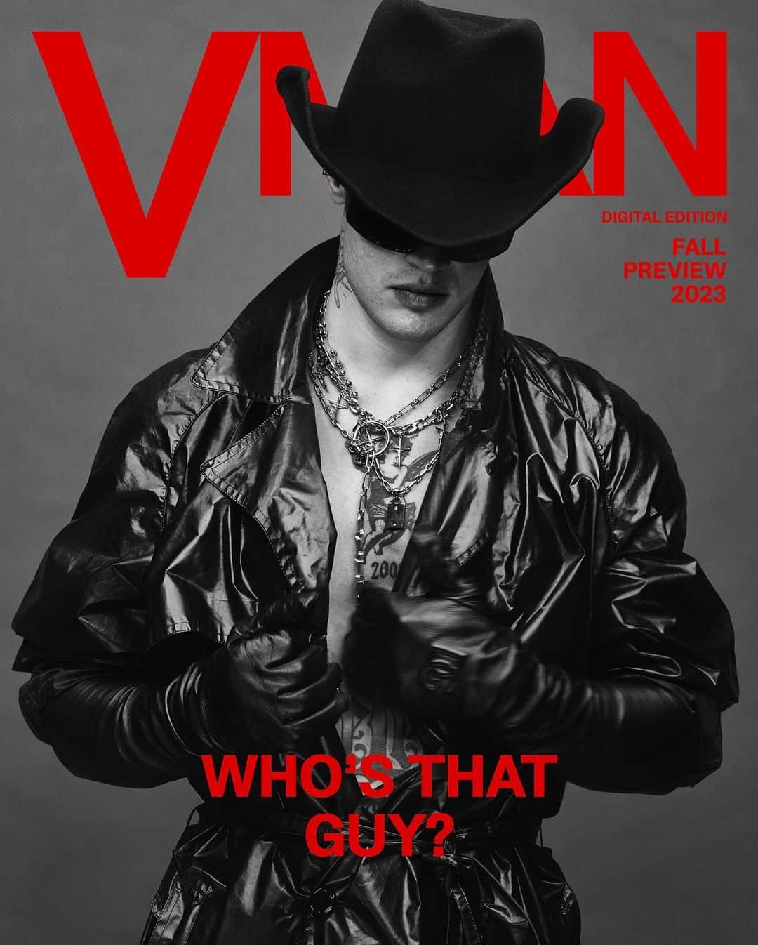 スティーヴン・クラインさんのインスタグラム写真 - (スティーヴン・クラインInstagram)「!!Let’s see who can guess the next #VMAN digital cover  @vman」7月13日 1時01分 - stevenkleinstudio