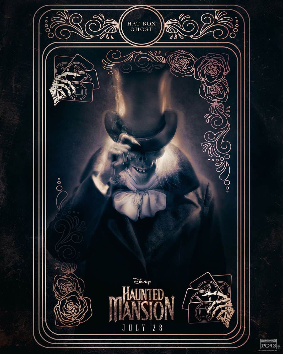 ジャレッド・レトのインスタグラム：「I hope you like surprises…🎩👻 Excited to share a new look of my character The Hatbox Ghost in Disney’s #HauntedMansion - in theaters July 28th」