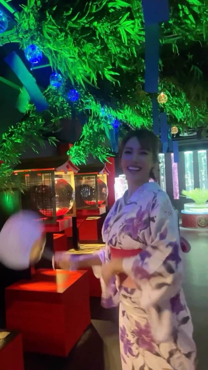 のインスタグラム：「最後ガマン…出来なかった…  夏のお裾分け🎐🫧  #cyberjapan #junon #サイバージャパン　#浴衣　#アートアクアリウム」