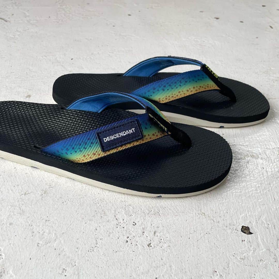 のインスタグラム：「. DESCENDANT "MAHI MAHI SANDAL.SCOTT.HAWAII"  #descendant #scotthawaii  #dcdt  #dcdt_2014」