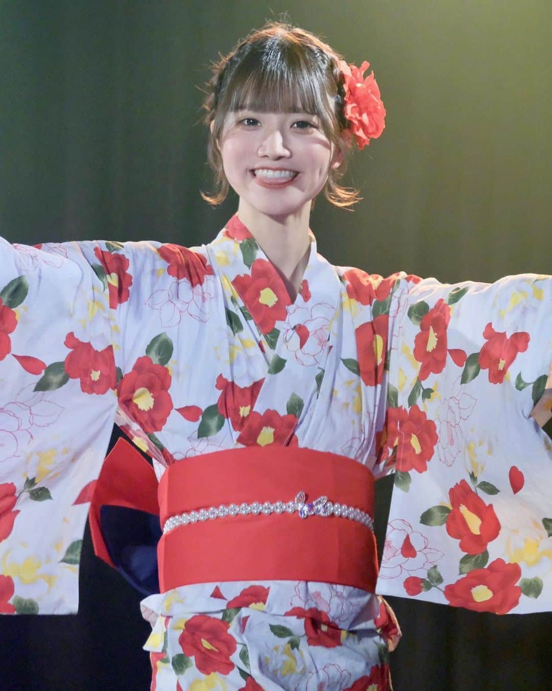 牧乃めいのインスタグラム：「夏だね🌞🌴🌺✨  #粉我 #japaneseidol #idol #被写体 #被写体モデル  #被写体になります #ファインダー越しの私の世界 #撮影会 #アイドル  #自撮り界隈 #selfie #lfl #サブカル #likeforlike #いいね返しは絶対 #いいね返し #インナーカラー #model #地下アイドル #水色担当 #ootd #おしゃれさんと繋がりたい #ゴテゴテネイル  #ボブ #ミニボブ #좋아요 #맞팔 #浴衣 #浴衣ヘアアレンジ」