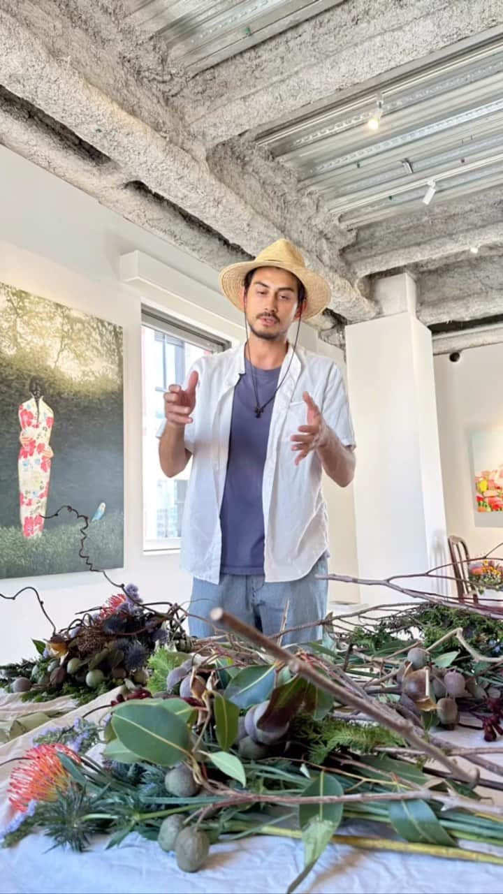 座間アキーバのインスタグラム：「Summer swag workshop @alpha_contemporary   #akivazama #hanatombo #flowers」