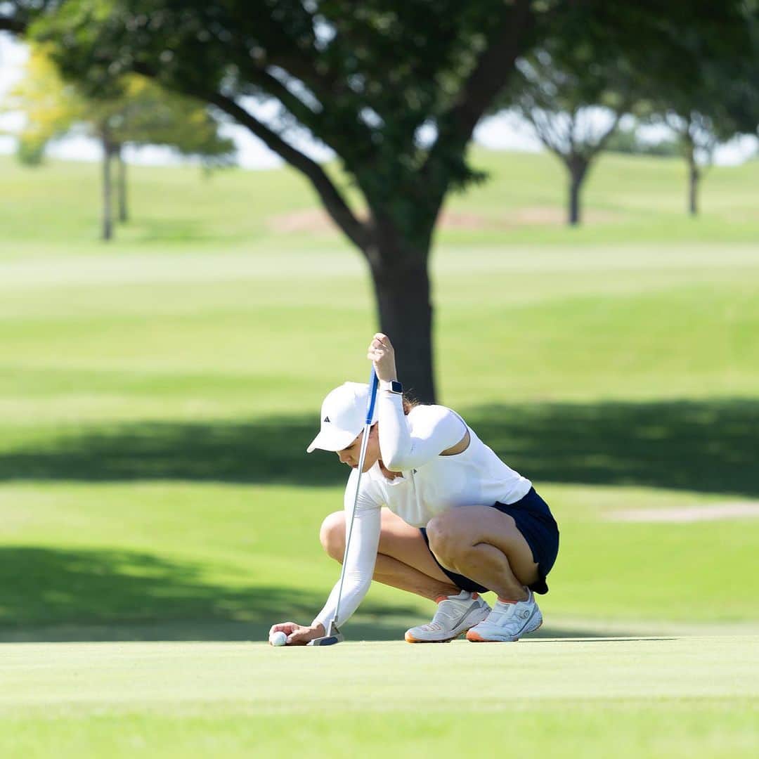 八巻セイラのインスタグラム：「Favorite part of the game? The opportunity to play ⛳️🫶🏼  試合に出れることに感謝、明日も頑張ります！  #新日本住設 Thanks for the pics @princetoan 📸」