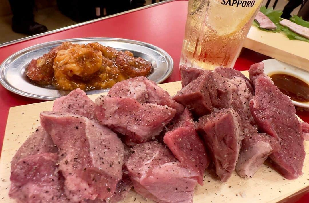 わっきーのインスタグラム：「約6年ぶりの「大衆ホルモン肉力屋」門前仲町店へ。 肉の日、誕生日月は赤字覚悟の大盤振る舞い。 新鮮なホルモンばかりで、臭み一切なかった。  #肉力屋 #大衆ホルモン肉力屋 #焼肉 #ホルモン #ホルモン焼肉 #大衆酒場 #コスパ #コスパ最高  #激安 #東京グルメ  #門前仲町 #門前仲町グルメ  #youtube  #わっきーtv」