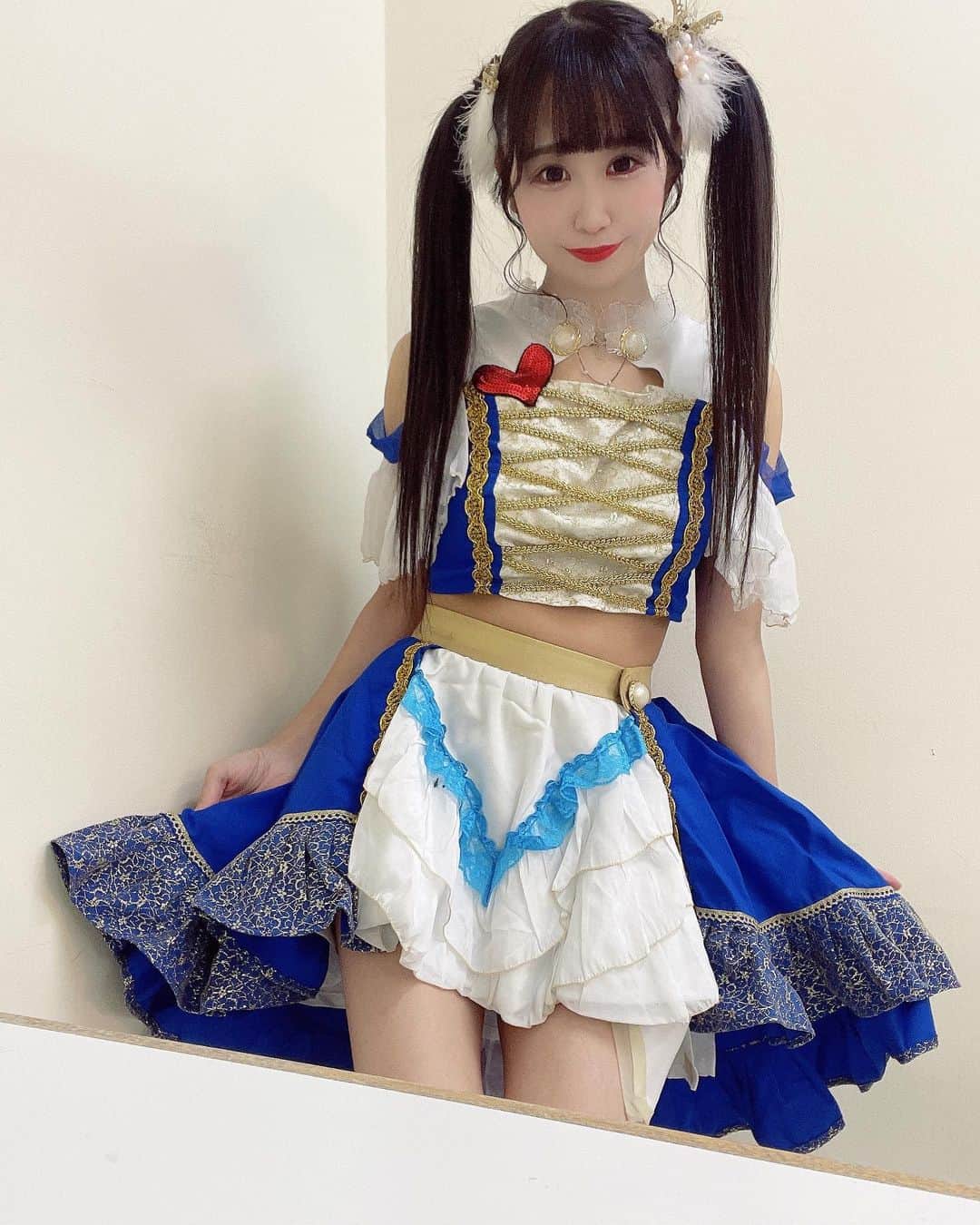 丸瀬こはるのインスタグラム：「水色担当🩵🐟  .  #1日1ここちゃ #丸瀬こはる  #きとアイ #アイドル #地下アイドル #japaneseidol #アイドル #地下アイドル好きな人と繋がりたい #地下アイドル始めました #推し探し #推して下さい #ヘアアレンジ #被写体 #撮影会 #港区女子 #港区 #ツインテール #水色担当 #アイドル衣装」