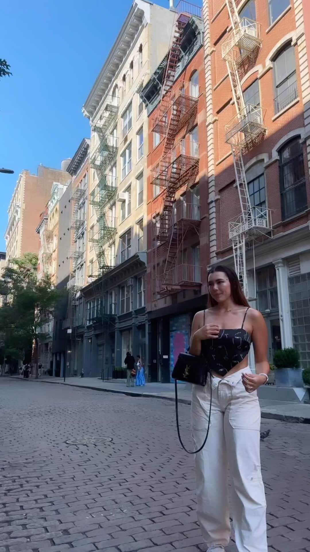 八巻セイラのインスタグラム：「Once upon a time in New York…」
