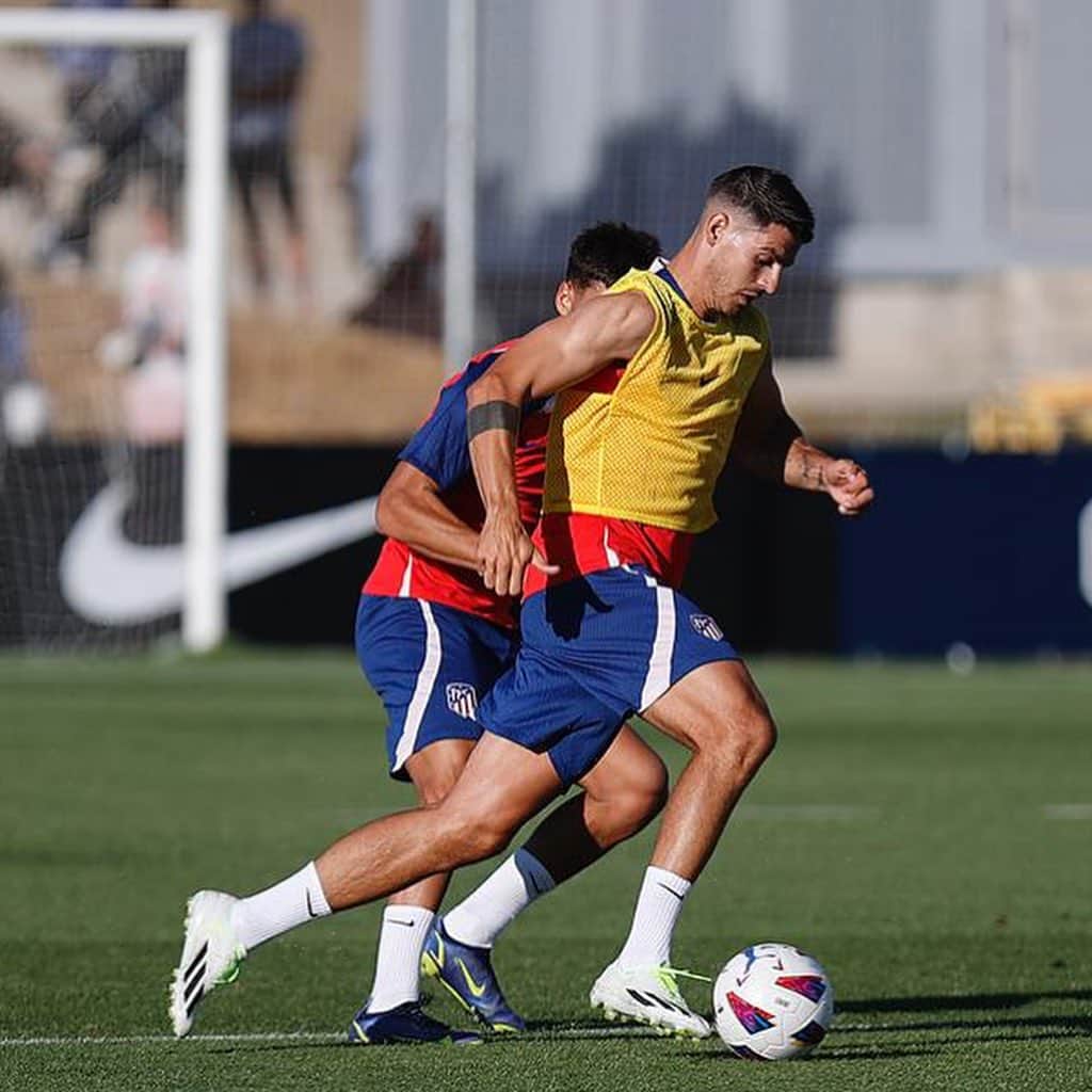 アルバロ・モラタのインスタグラム：「⚽️😜」