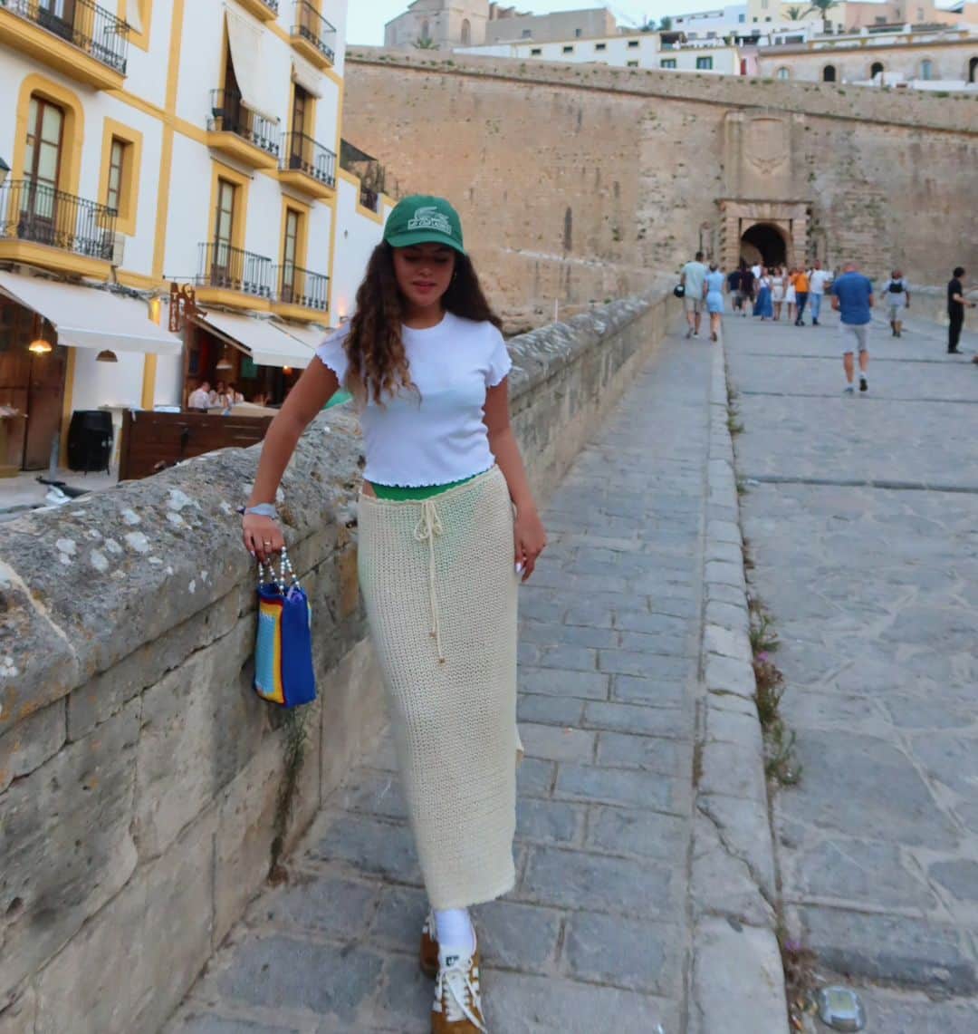Maisa Silvaのインスタグラム：「chicas 🫶🏼💐🫂」