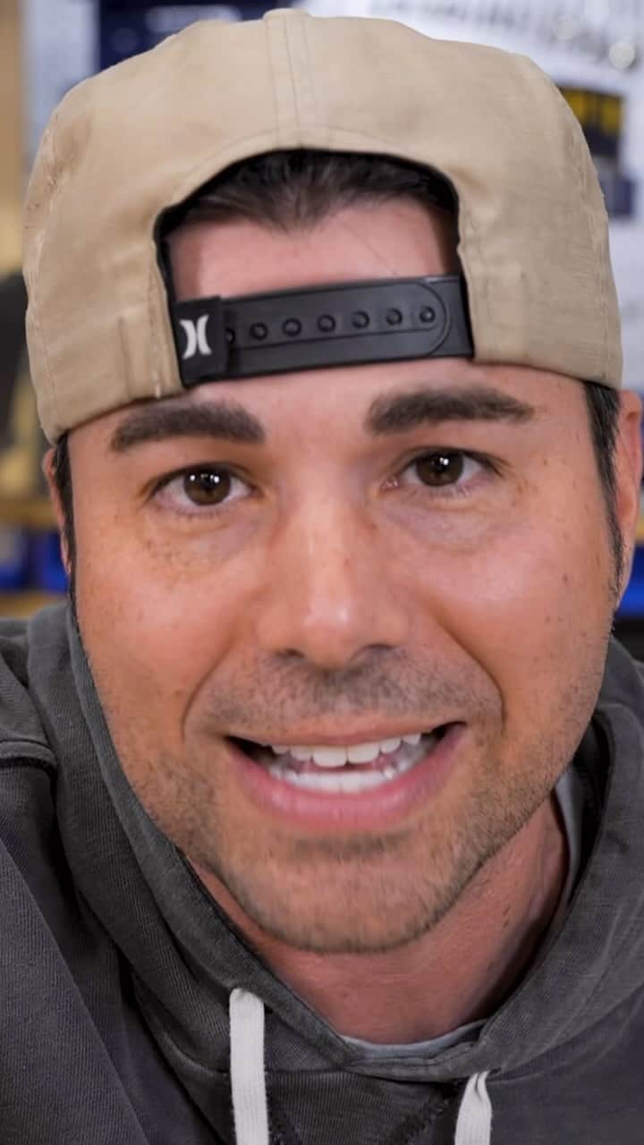 Dude Perfectのインスタグラム：「See you this weekend, @markrober 😉🏀 #pandamoniumtour」