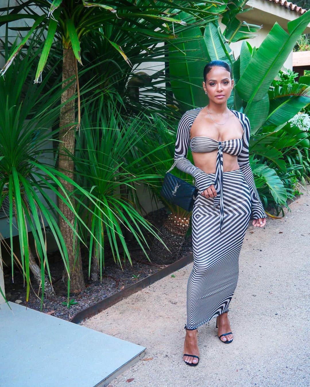 クリスティーナ・ミリアンのインスタグラム：「Earned the right to wear my stripes 😌🦓 @fashionnova」