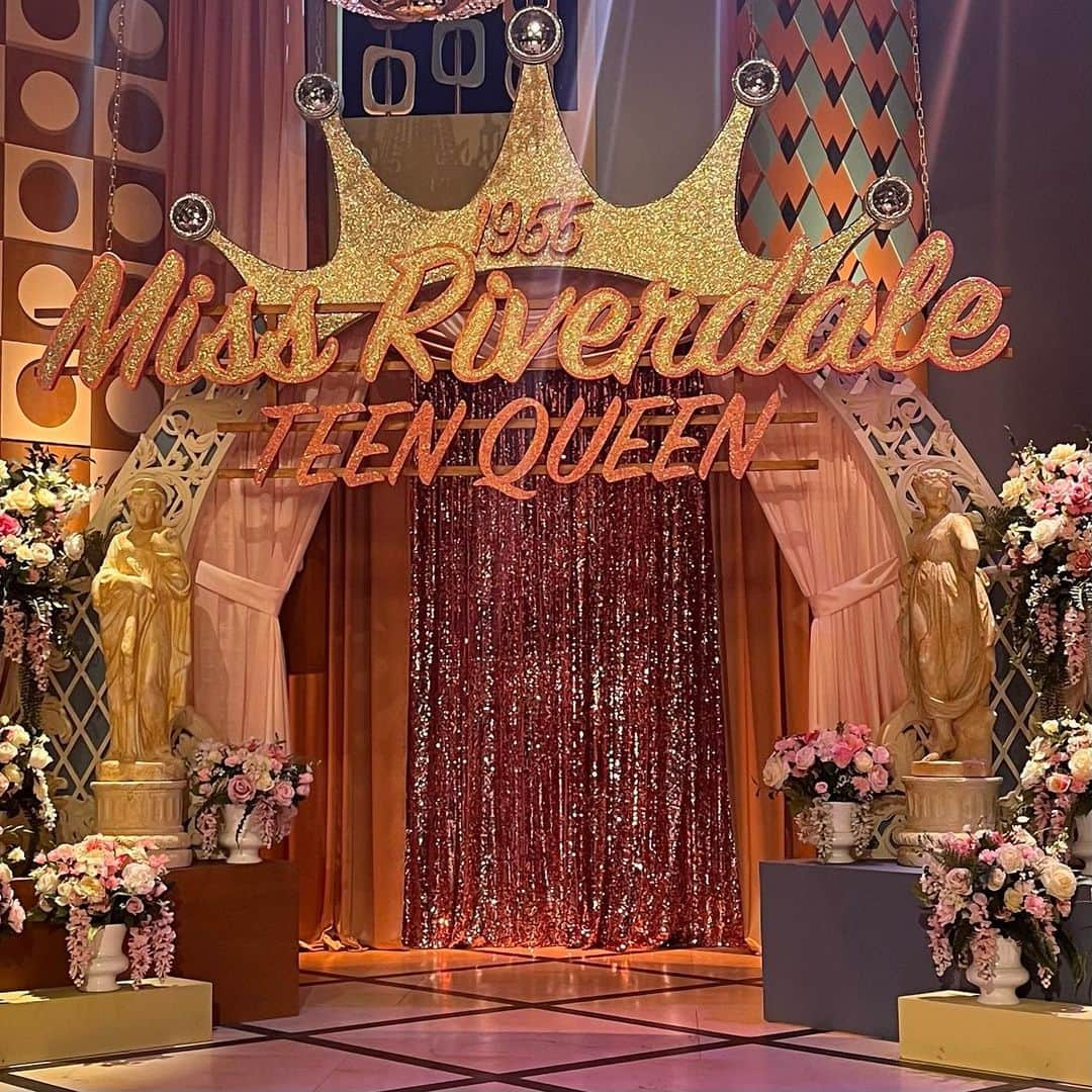 カミラ・メンデスさんのインスタグラム写真 - (カミラ・メンデスInstagram)「choose your fighter: miss riverdale teen queen 1955 edition 👑」7月13日 7時16分 - camimendes