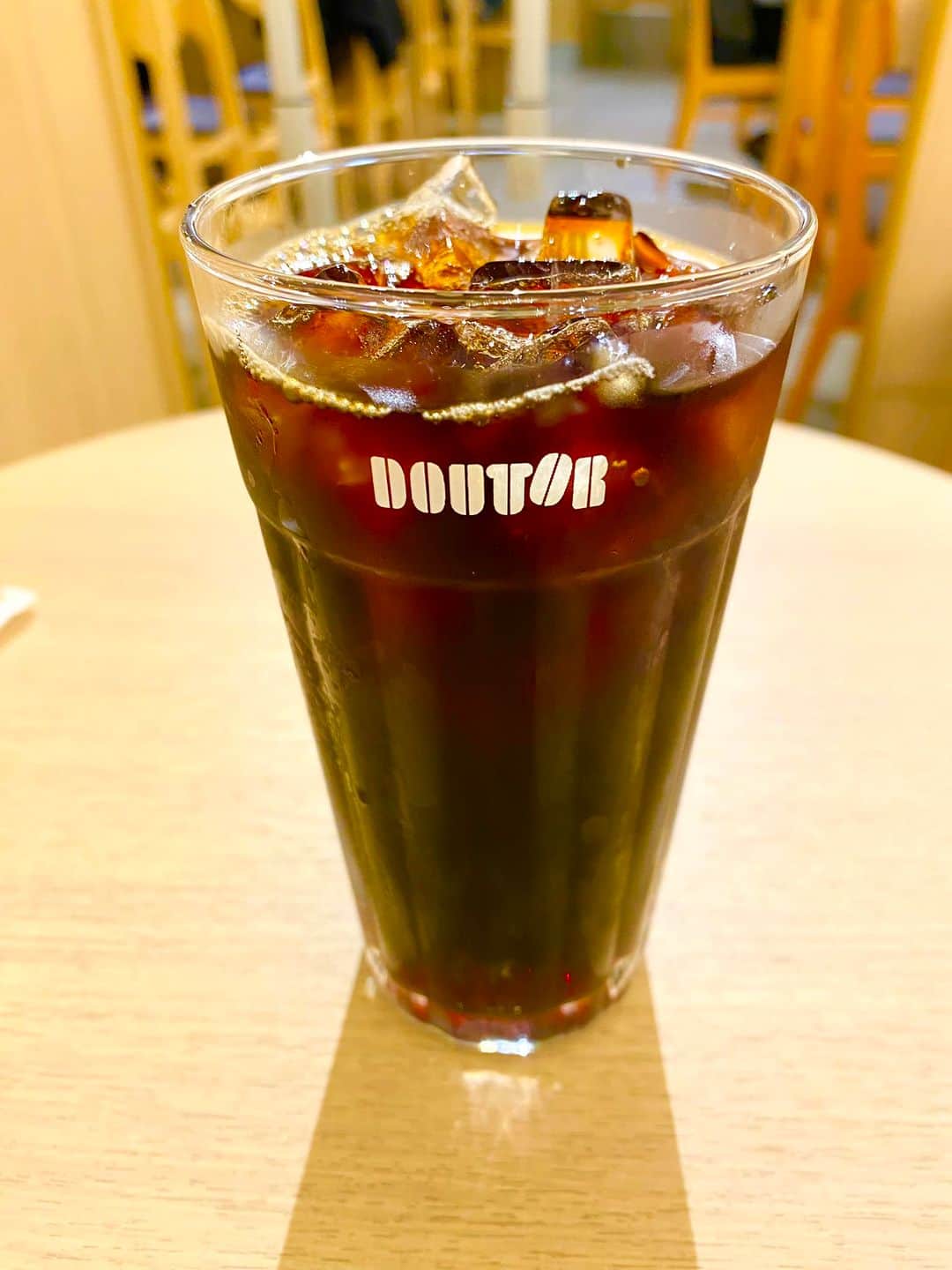 のインスタグラム：「おはようございます☀  本日は東京へ‼️  全国の皆様にワクワクを共有しに行ってきます‼️  まずは幹部塾‼️  幹部が変われば会社は変わる‼️」